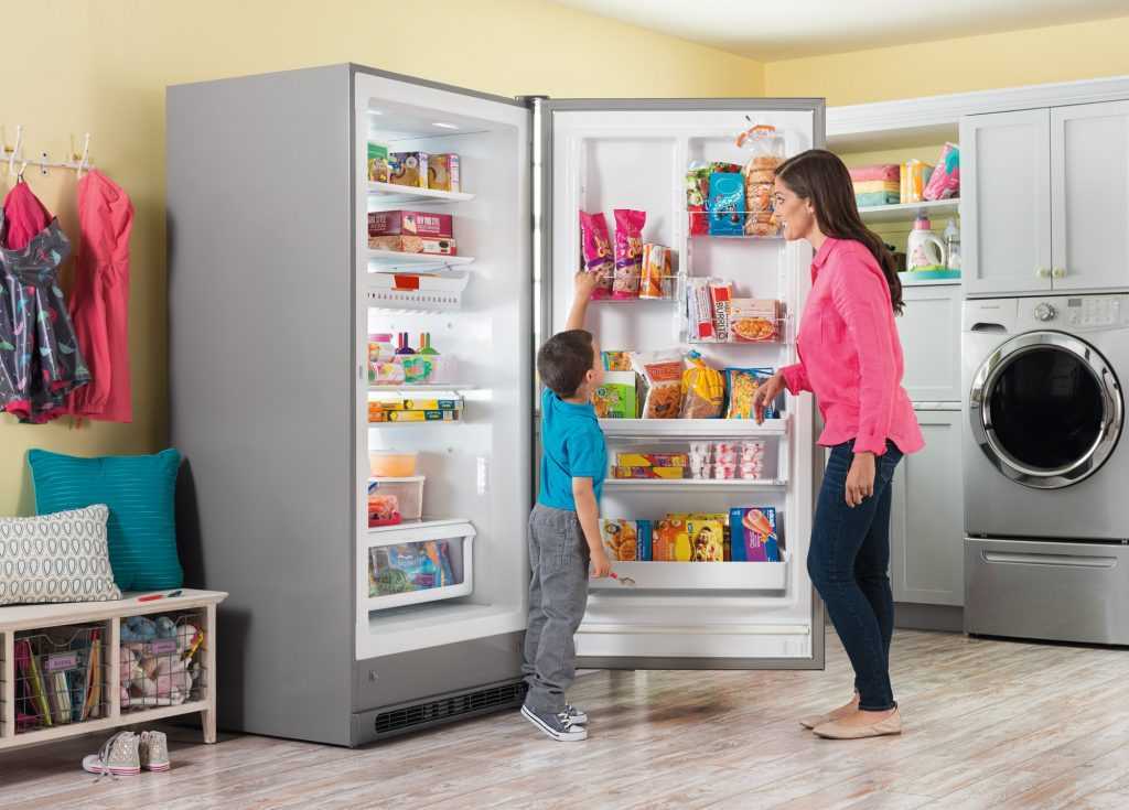 Чем отличаются холодильники? Какая марка лучше? Где лучше покупать холодильник для дома? Ответы в статье.