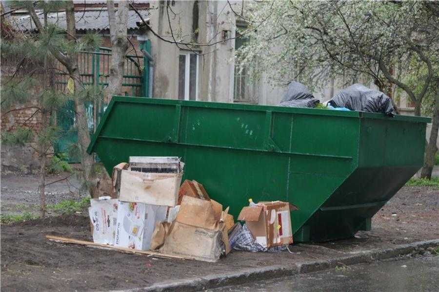 Мусор после ремонта квартиры. кто должен убирать и вывозить строительный мусор