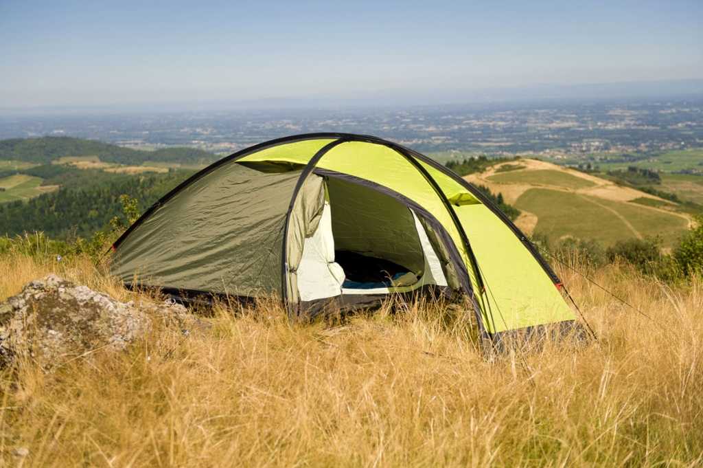 Лучшие палатки для туризма, топ-9 рейтинг туристических палаток