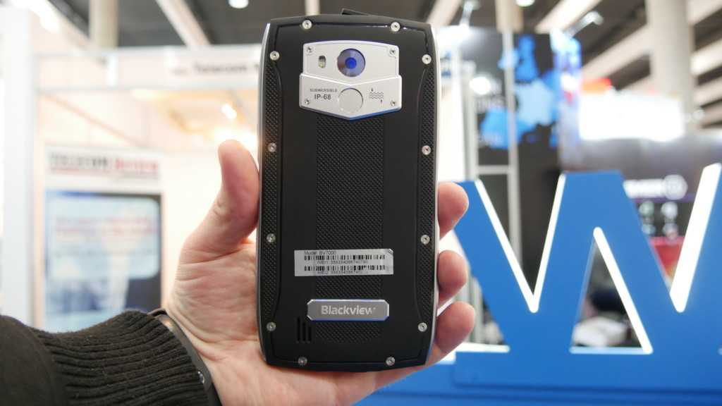 Blackview bv4900: защищённик с nfc и обратной зарядкой по цене менее 7000 рублей