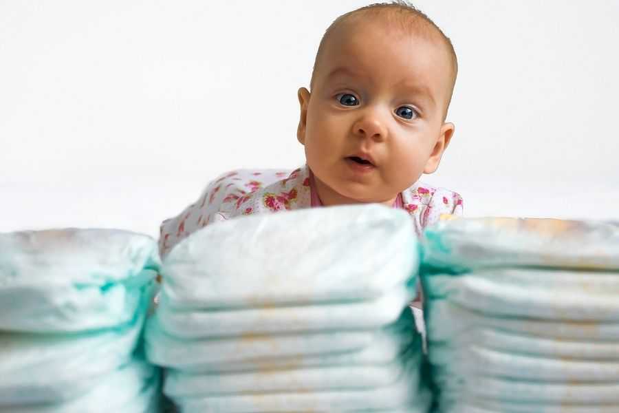 Лучшие подгузники для новорожденных по мнению экспертов и по отзывам мам. Достоинства, недостатки, цены.