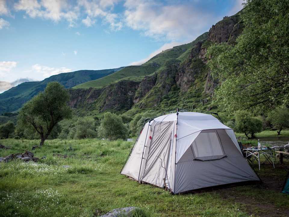 Выбор туристической палатки: советы по выбору и рейтинг моделей