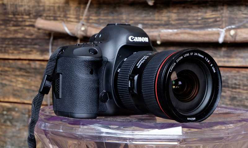 Лучшие фотоаппараты компании Canon — по мнению экспертов и по отзывам фотолюбителей.