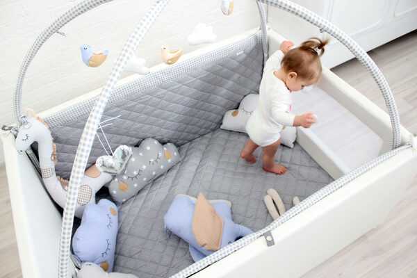 10 лучших кроватей-манежей для новорожденных: рейтинг по отзывам владельцев