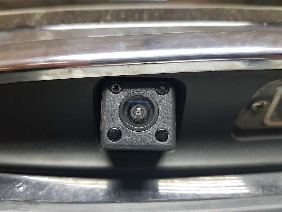 Лучшие камеры заднего вида — по мнению экспертов и по отзывам покупателей. Достоинства, недостатки, цены популярных парковочных камер.