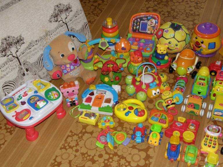 Какие  интересные и популярные игрушки  нужны девочке в 4 года