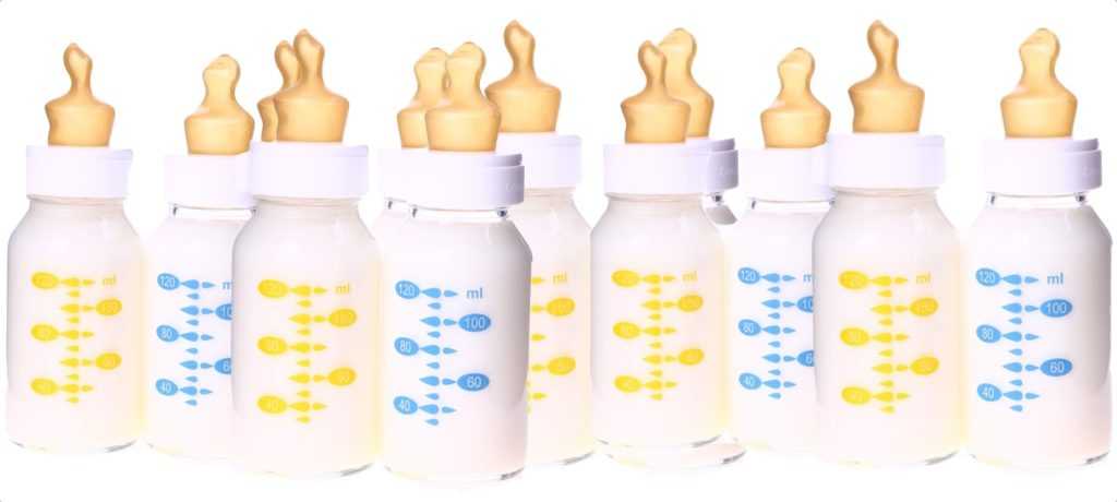 Как правильно и какую выбрать бутылочку для кормления новорожденного