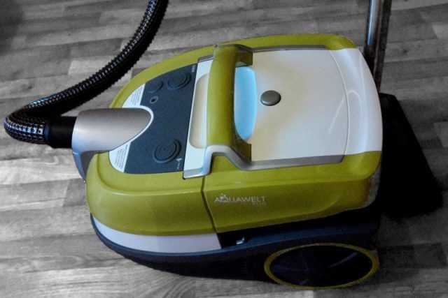 Моющие роботы-пылесосы: лучшие модели с функцией влажной уборкой + как выбирать