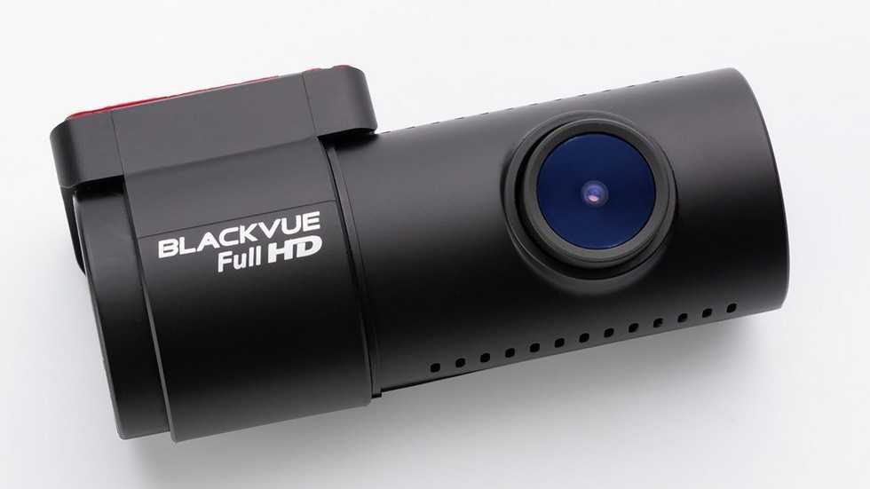 BlackVue DR590W-2CH - короткий, но максимально информативный обзор. Для большего удобства, добавлены характеристики, отзывы и видео.
