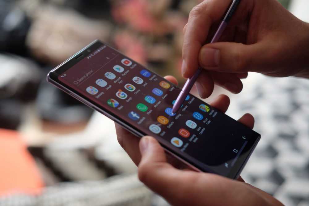 Лучшие смартфоны Huawei 2020-2021 года — по отзывам специалистов, экспертов и обычных покупателей.