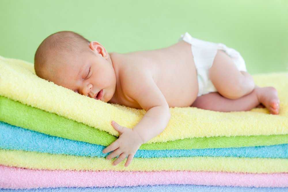 Какие подгузники лучше для новорожденных: рейтинг по отзывам